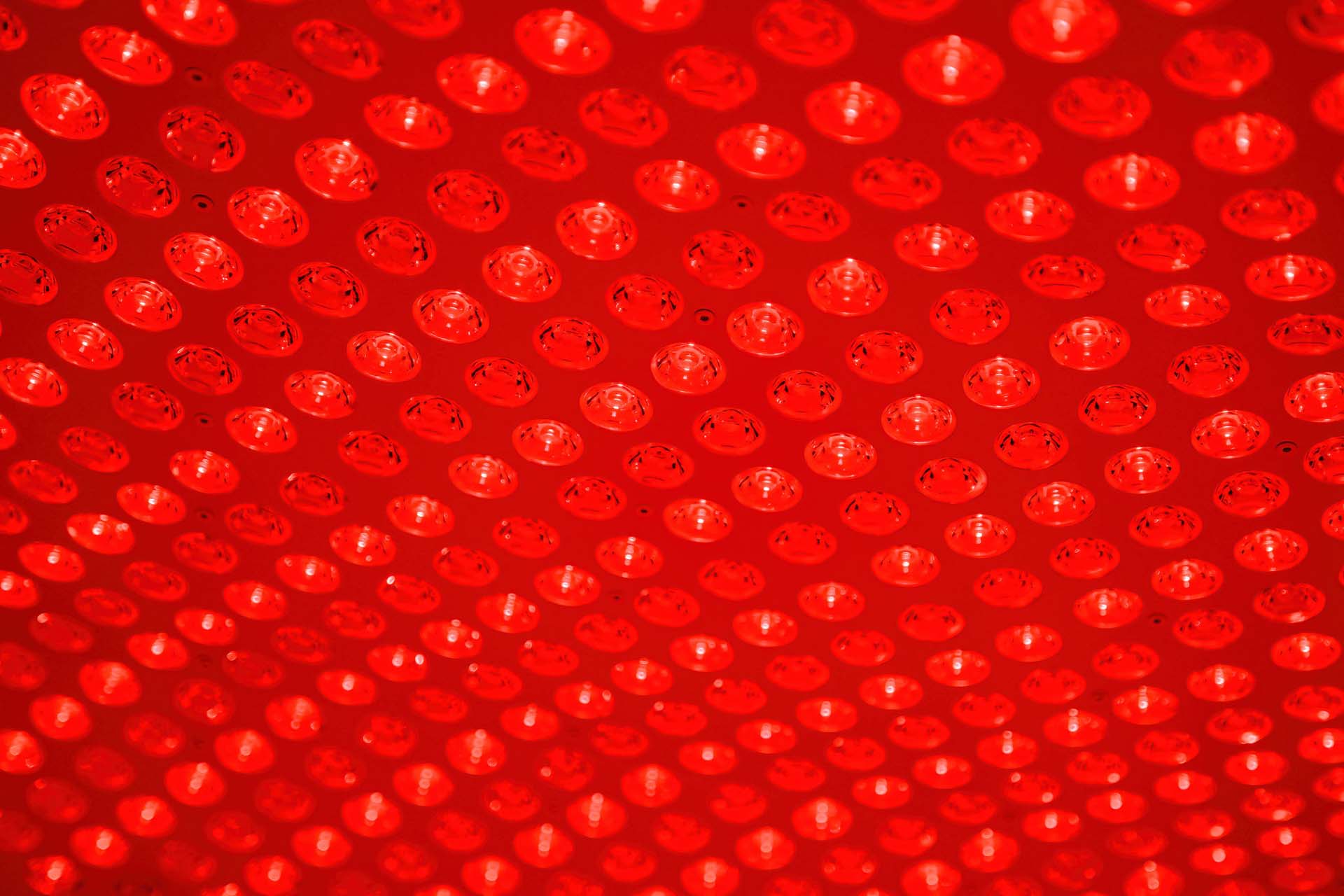 Luminothérapie LED visage à Lyon – traitement de médecine esthétique Docteur Negulescu