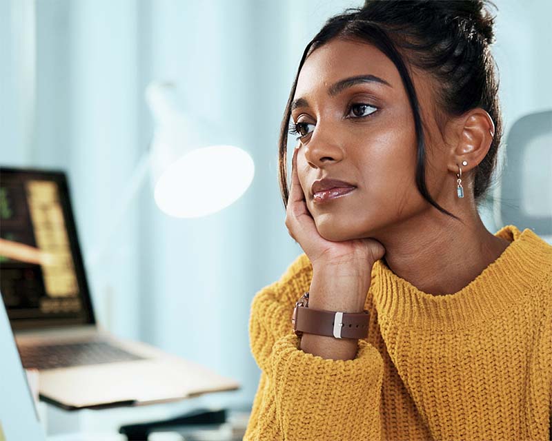 Réflexion avant intervention esthétique à Lyon